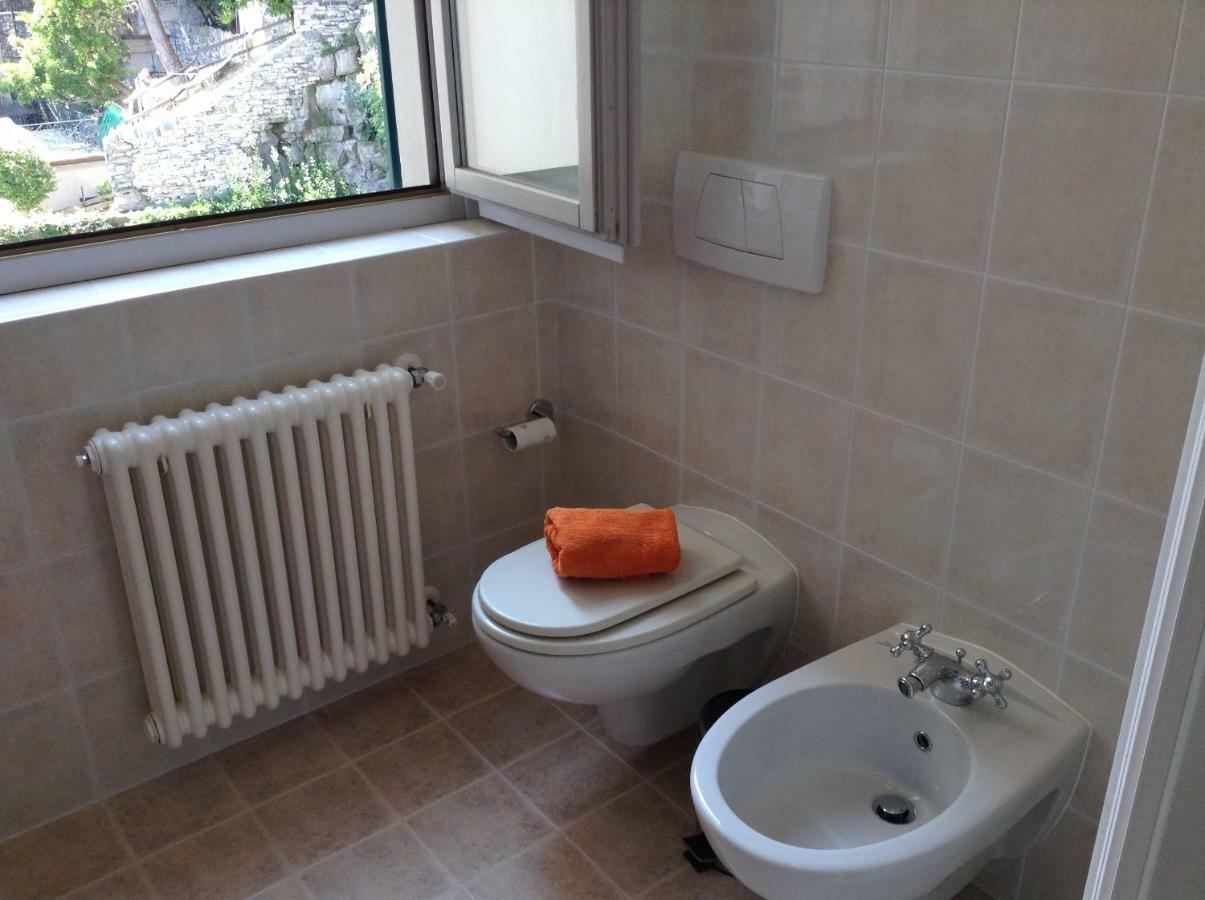 Larius Apartment Parking Carate Urio Экстерьер фото