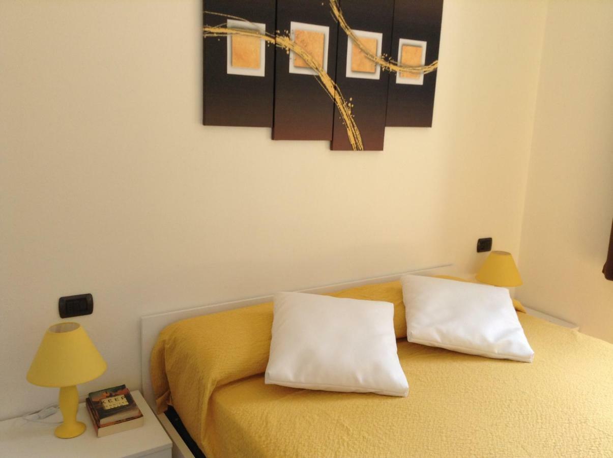 Larius Apartment Parking Carate Urio Экстерьер фото